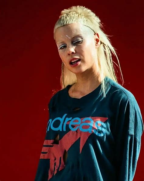 The Ultimate Guide: Everything You Need to Know about Yolandi