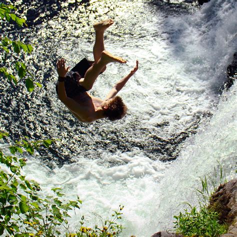 The Ultimate Guide to Cliff Jumping: Waterfall Edition