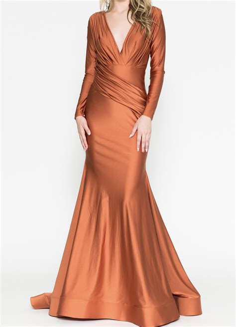 The Ultimate Guide to Selecting the Ideal Luxurious Satin Gown