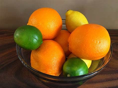 Tips and Tricks for Efficiently Extracting the Zesty Nectar from Citrus Fruits