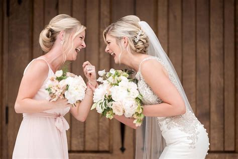 Tips for Capturing the Perfect Bridesmaid Photos that Preserve the Moment