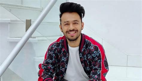 Tony Kakkar: A Rising Star in the World of Music