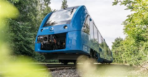 Train Travel and Sustainability: A Greener Way to Explore