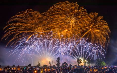 Transforming Visions into Stunning Fireworks Displays