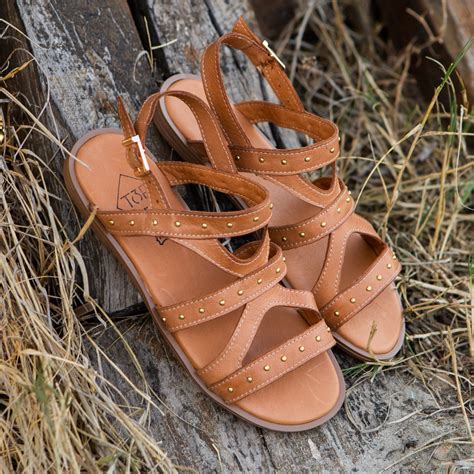 Trends and Styles: Explore the Latest Sandal Fashion