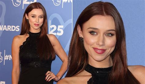 Una Healy's Net Worth and Success