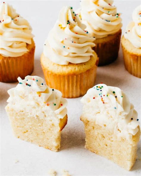 Uncover the Secrets to Creating a Moist and Fluffy Vanilla Delight