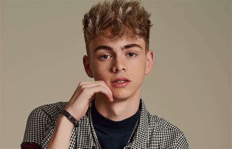 Uncovering Corbyn Besson: A Glimpse into His Life