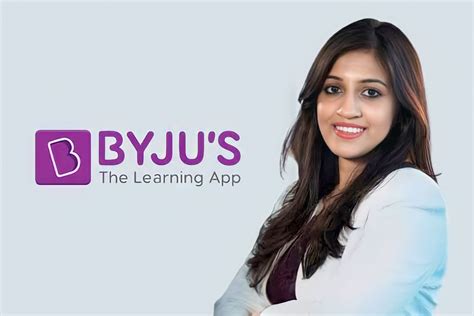 Uncovering Divya's upbringing and educational background