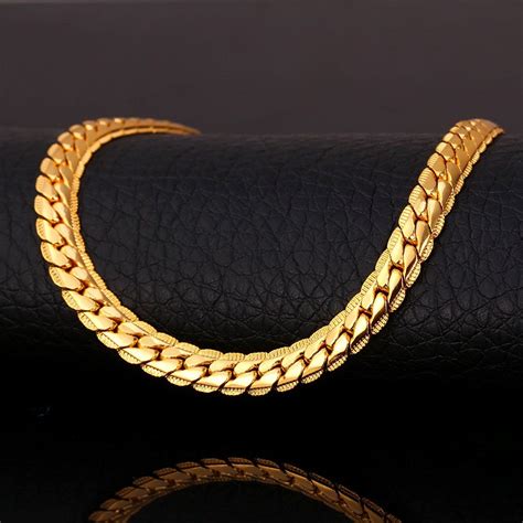 Understanding the Different Types of Gold Chain Designs