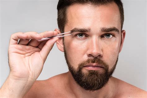 Understanding the Significance of Well-Maintained Eyebrows