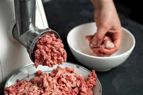 Unlocking the Symbolism Behind Indulging in Minced Meat 