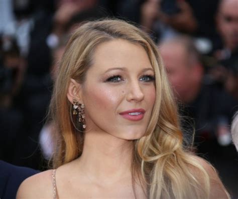 Unveiling Blake Lively's Net Worth and Body Measurements