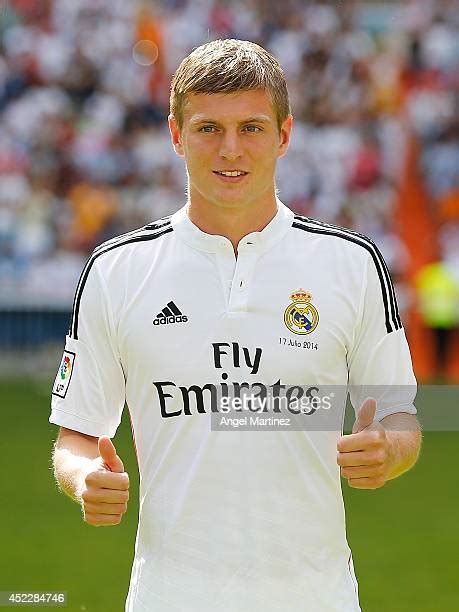 Unveiling the Athletic Physique of Toni Kroos