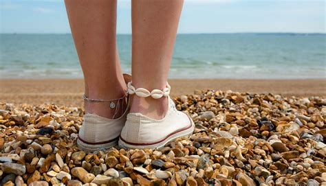 Unveiling the Cultural Significance of Anklets in Various Regions of the World