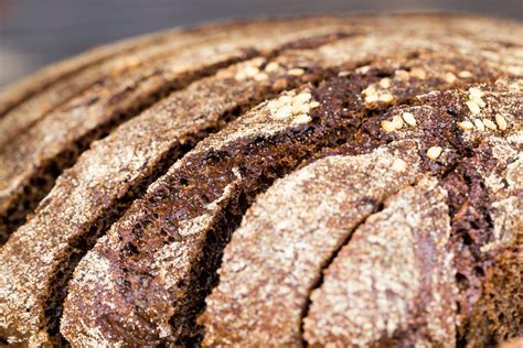 Unveiling the Cultural and Historical Significance of Hardened Loaves in Dream Symbolism