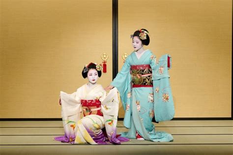 Unveiling the Mysteries of Geisha: The Iconic Symbol of Japanese Femininity