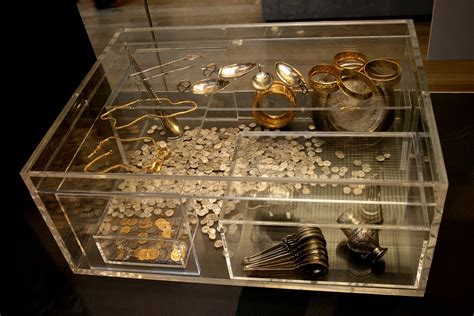 Unveiling the Trail of Lost Diamond Discoveries: Tracing the Fascinating History from Buccaneers to Sunken Vessels