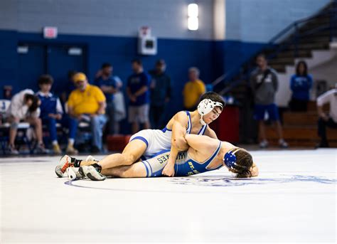 Victories and obstacles on the wrestling mat