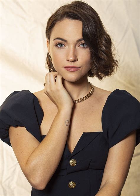 Violett Beane's Figure Details