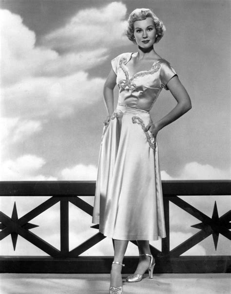 Virginia Mayo's Fashion Style and Figure