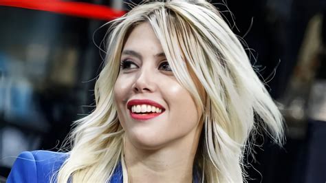 Wanda Nara's Background and Early Life