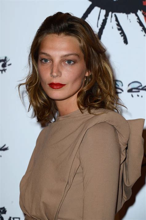 What Makes Daria Werbowy Unique?