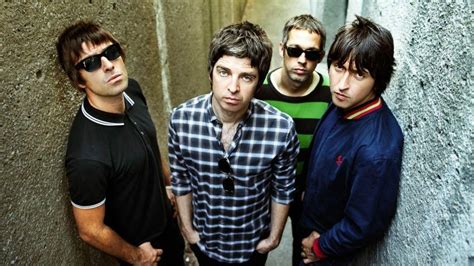 What are the physical measurements of Oasis band members?