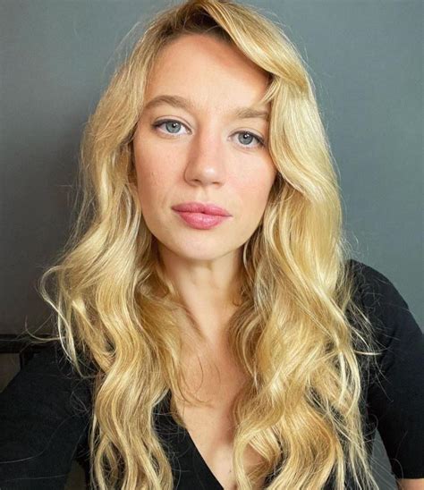 Yael Grobglas: Personal Life and Relationships