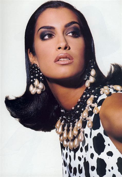 Yasmeen Ghauri: Early Life and Career Beginnings