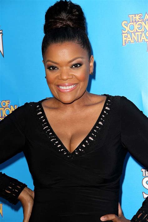 Yvette Nicole Brown: A Talented Actress